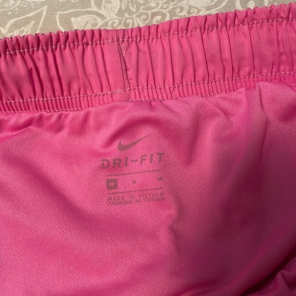 Nike athletic shorts - Picture 3 of 3